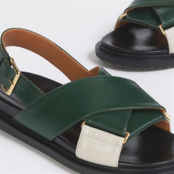 Marni Fussbett Sandaler, Green/Chalk